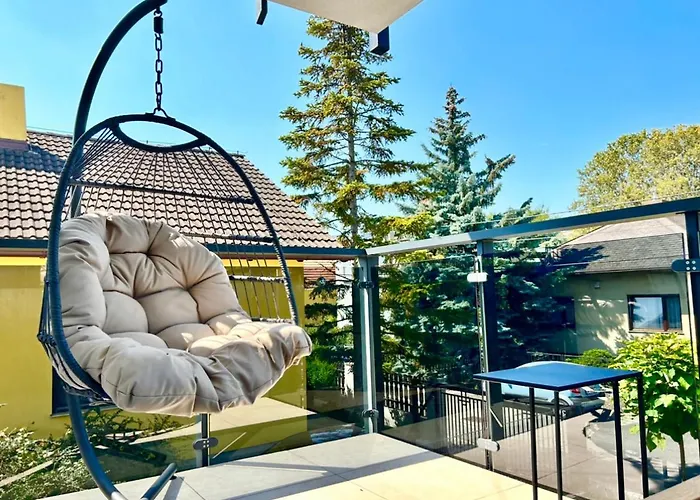 Modern With Balcony & Free Parking Διαμέρισμα *