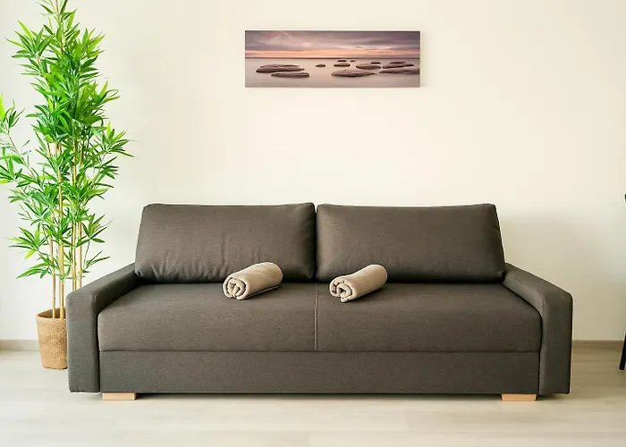 Modern With Balcony & Free Parking Διαμέρισμα *
