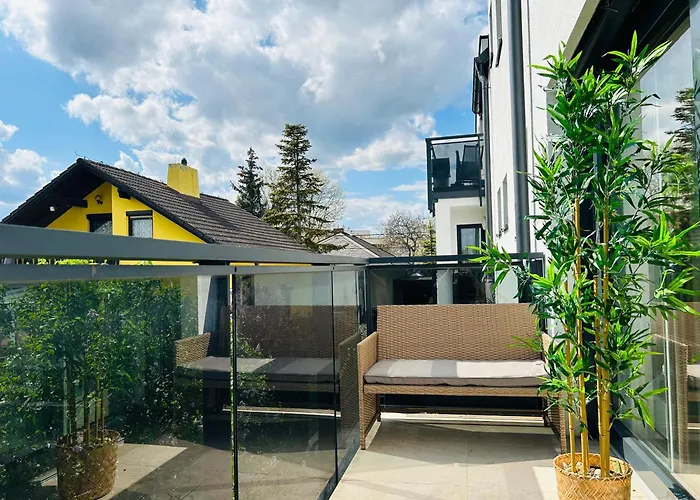 Modern With Balcony & Free Parking Διαμέρισμα Βιέννη
